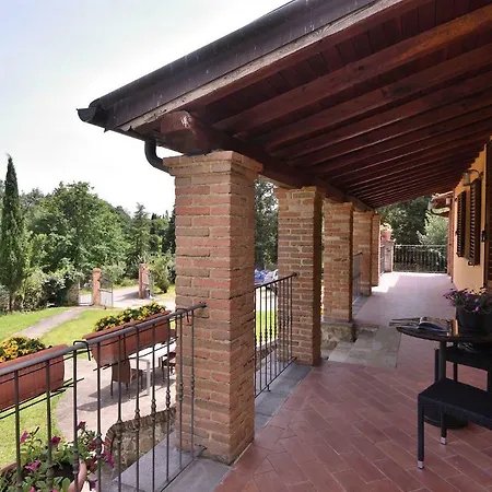 Rosamelia Toscana * Terranuova Bracciolini